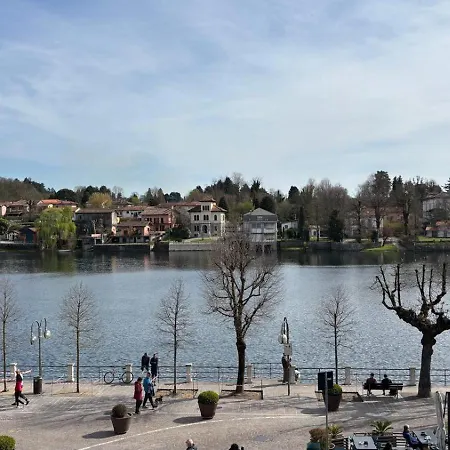 La Dimora Sul Fiume - Il Molo Lejlighed *